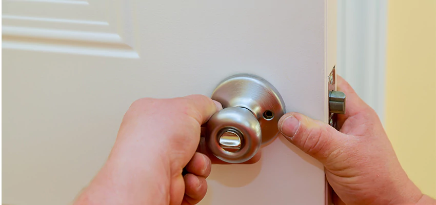 After-hours Locksmith For Lock And Key Installation in Des Plaines, IL